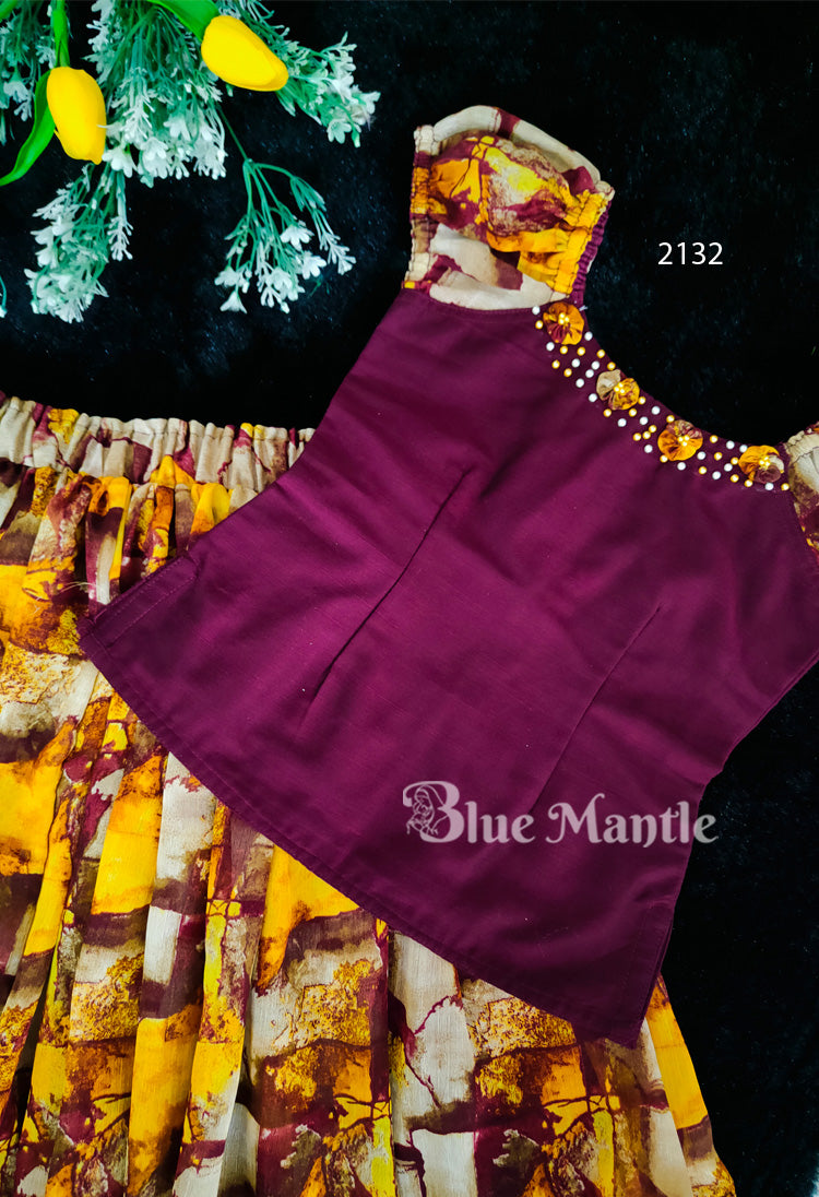 2132 Ready to Dispatch: Yellow&maroon Middy Blouse