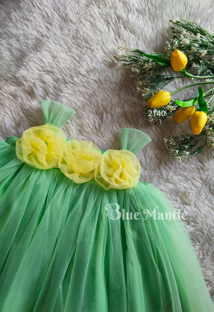 2140 Ready to Dispatch: Green Frock