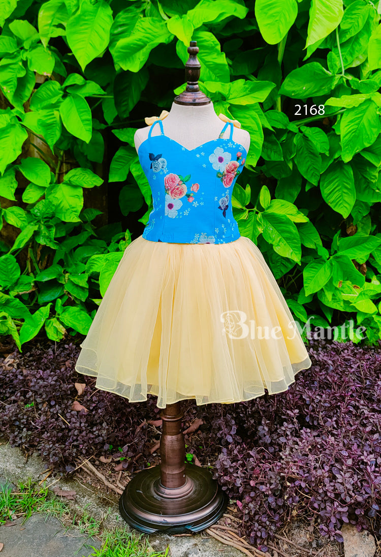 2168 Ready to dispatch: blue and yellow middy& top