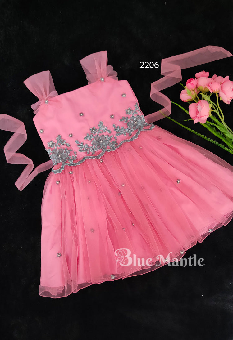 2206 Ready to Dispatch: Peach & gray Frock