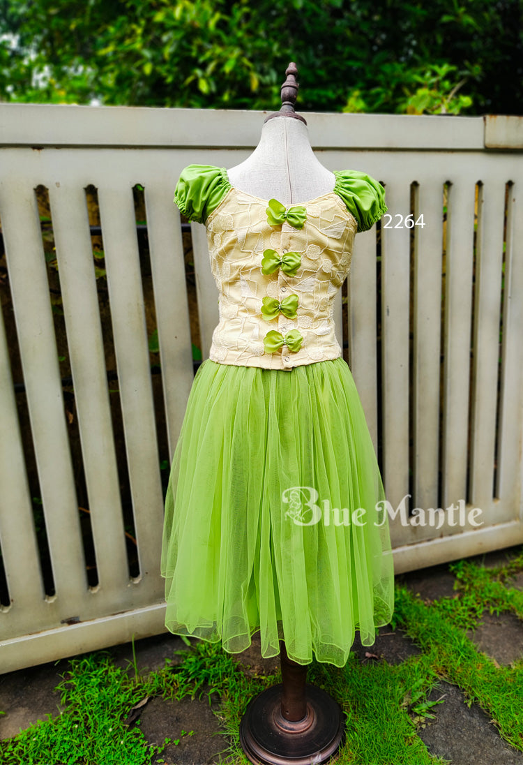 2264 Ready to Dispatch: Green and beige Blouse &Midi