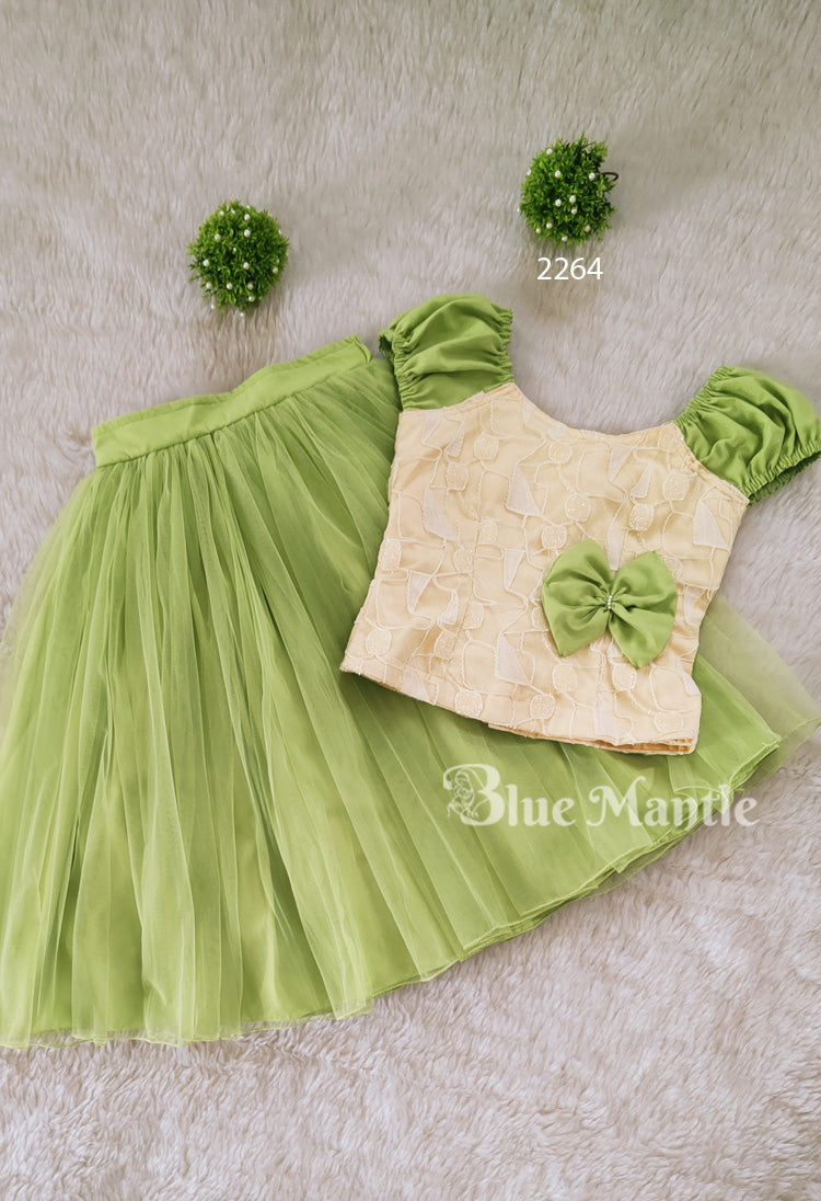 2264 Ready to Dispatch: Green and beige Blouse &Midi