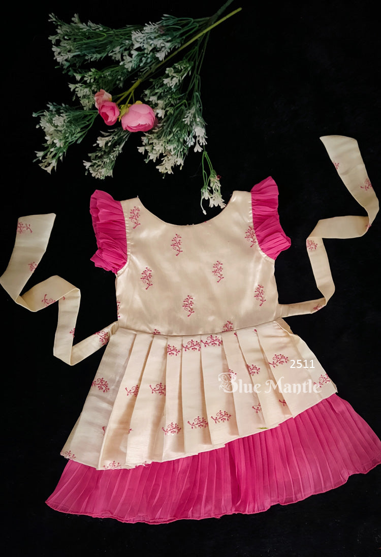 2511 Ready to Dispatch : Beige & Peach Frock