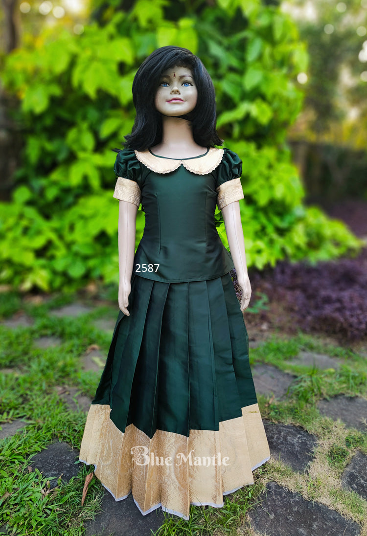 2587 Ready to Dispatch : Bottle Green Full skirt & Blouse