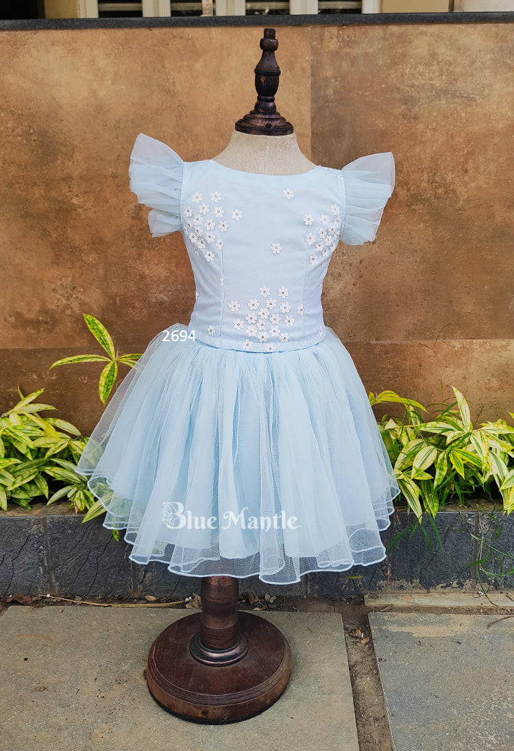 2694 Ready to dispatch: Sky Blue middy & top