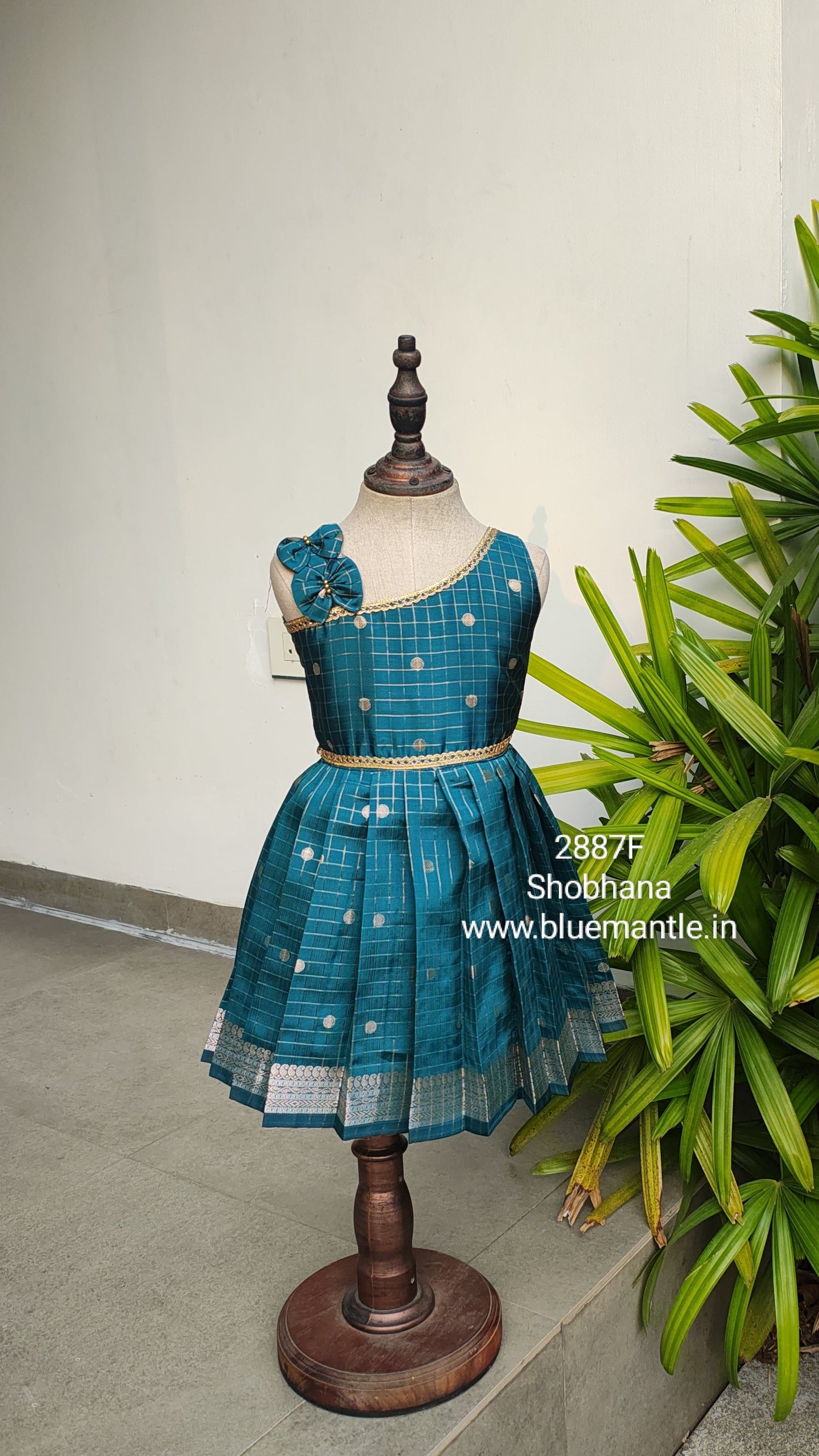 2887F: Shobhana Rama Green Frock - Ready to Dispatch