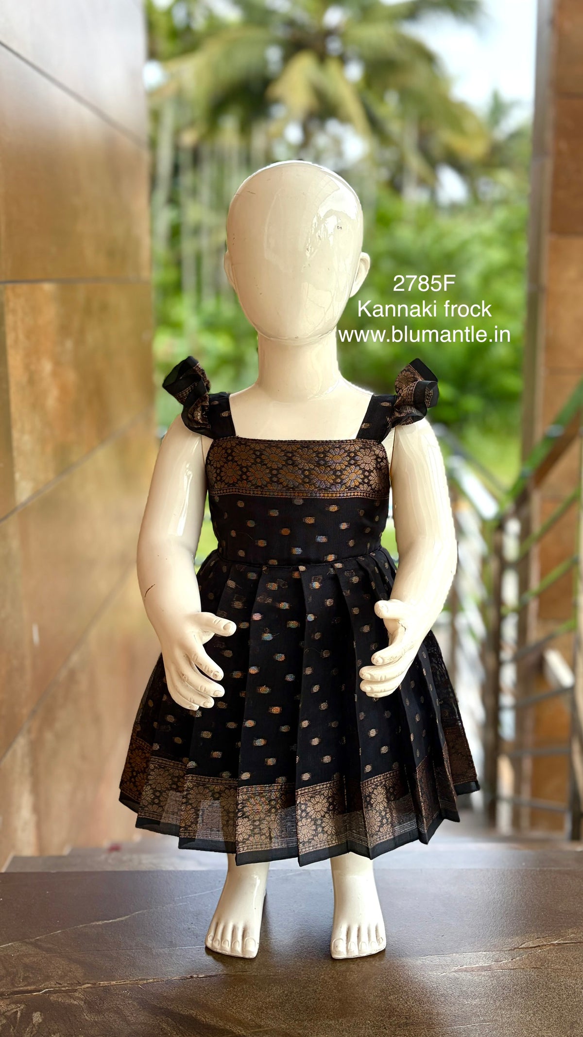 2785 F : "Kannaki Frock" Sending on October 16