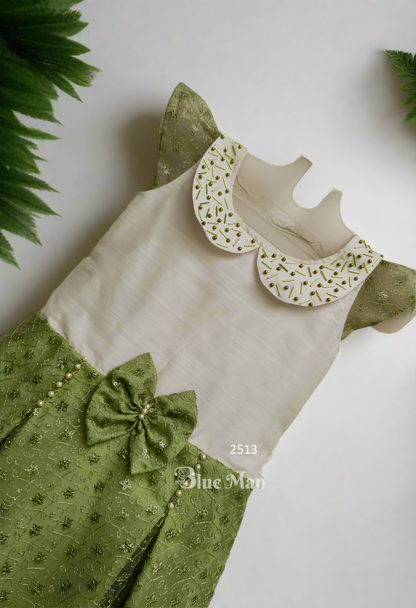 2513 Ready to Dispatch: Off-White & Pastel Green Frock.