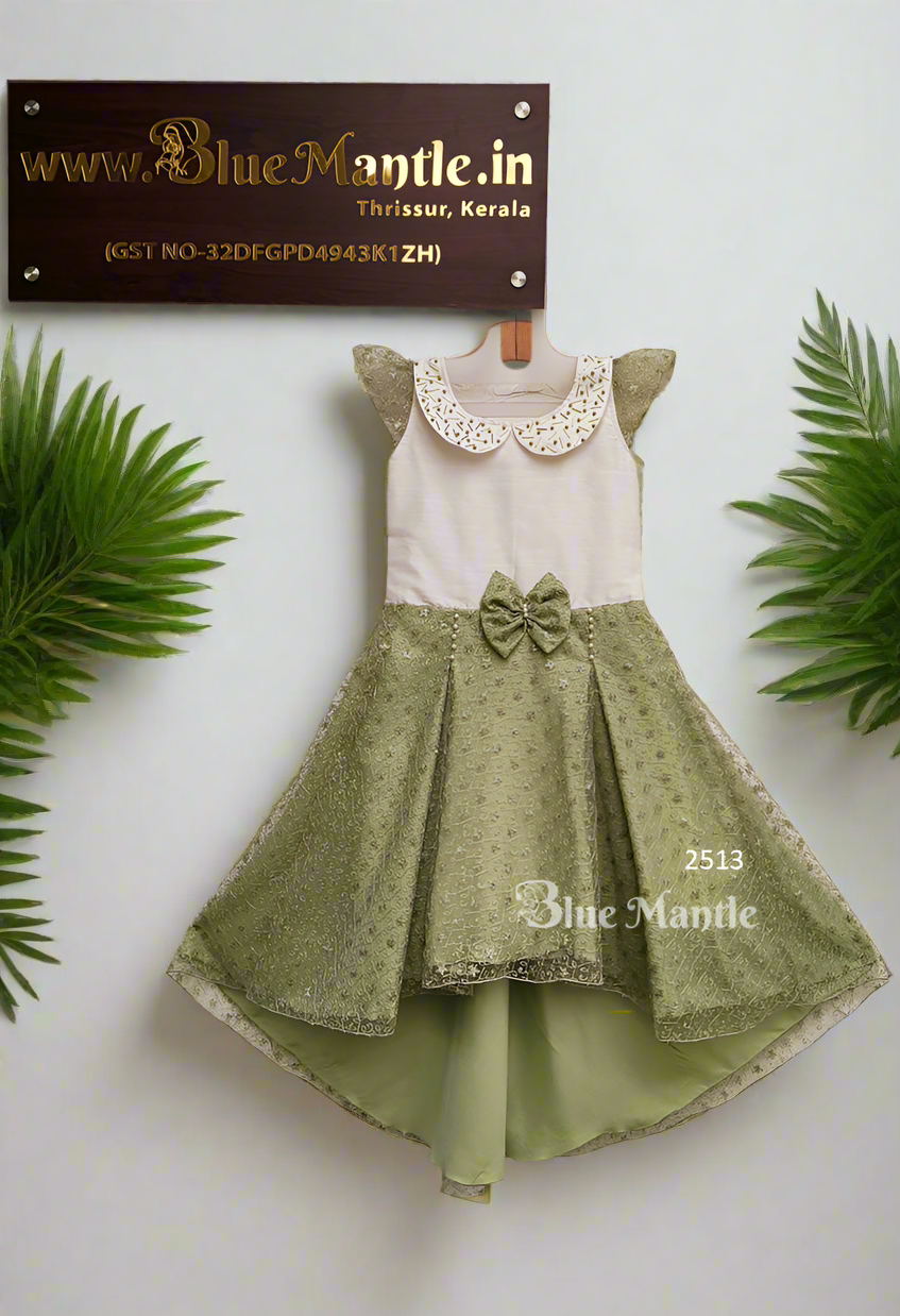 2513 Ready to Dispatch: Off-White & Pastel Green Frock.