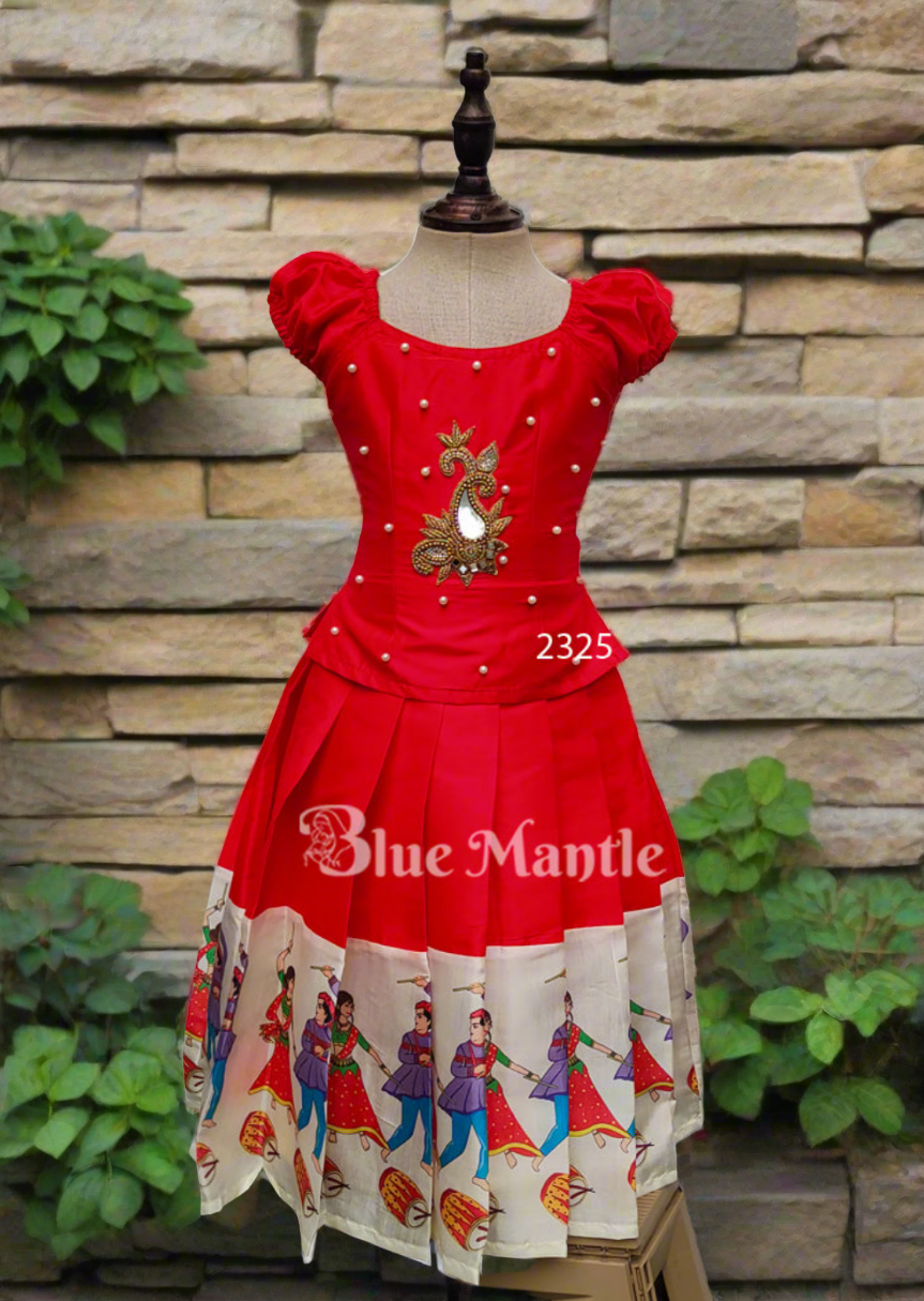 2325Ready to Dispatch: Orange mural Skirt & Blouse