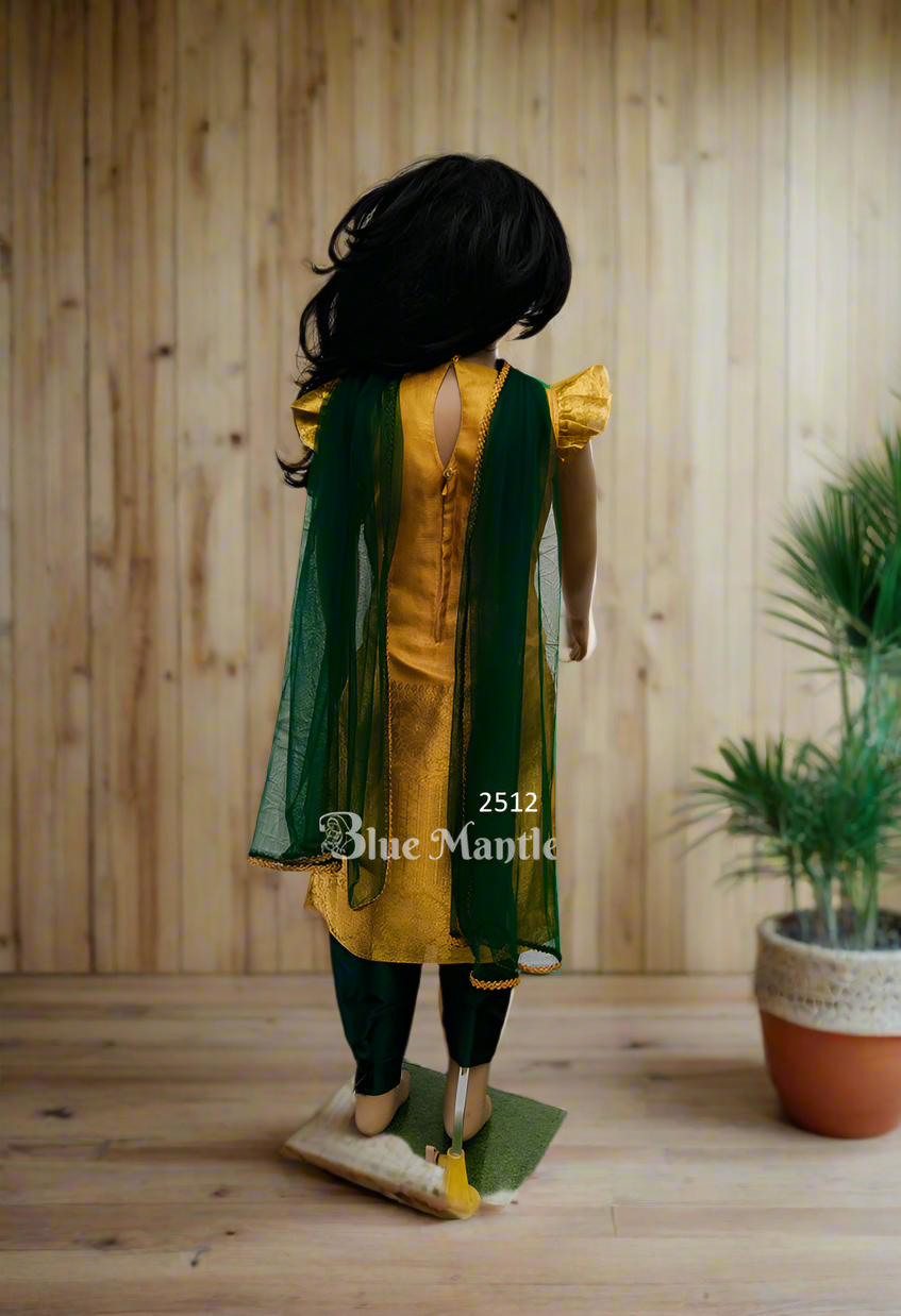 2512 Ready to Dispatch: Golden & Green Churidar