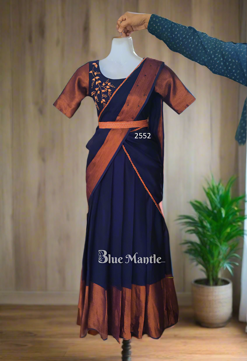 2552 Ready to Dispatch: Blue Bronze Dhavani
