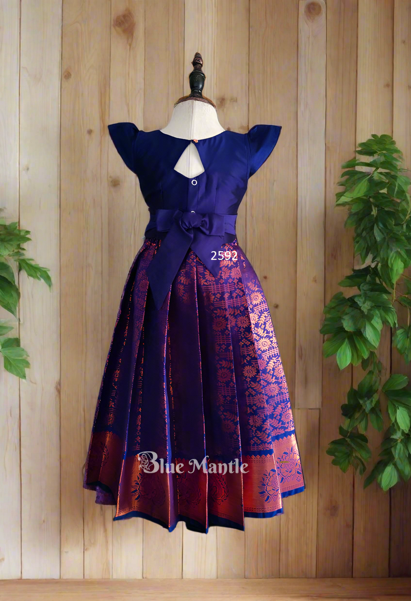 2592 Ready to Dispatch: Navy Blue Skirt and Crop Blouse with Peter Pan Collar.
