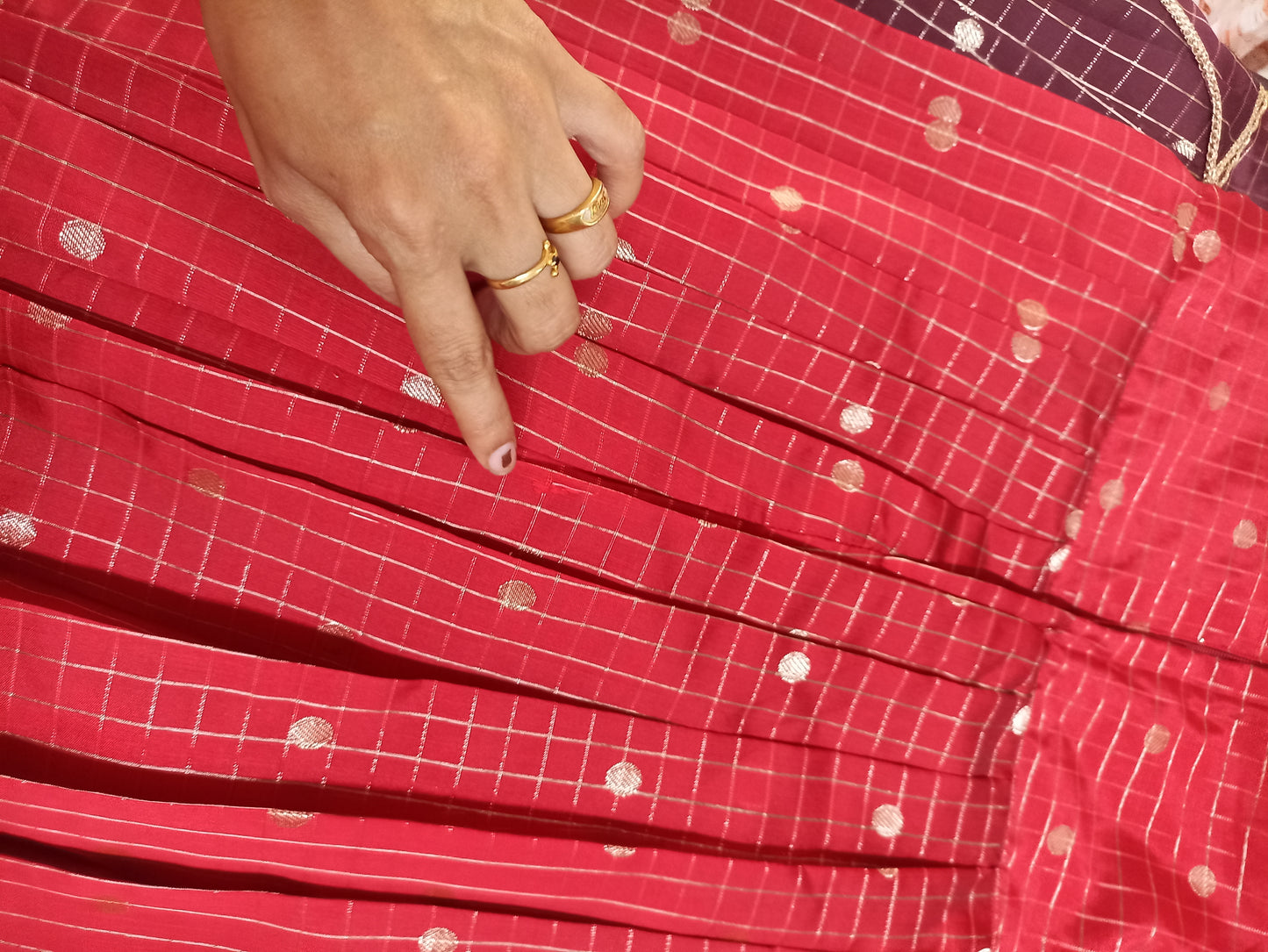 2887F: Shobhana Red Frock - "Small damage, Big discount"