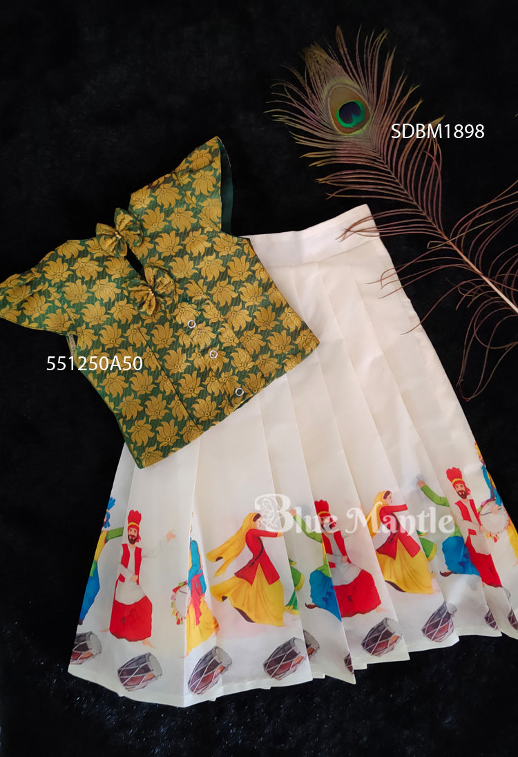 SDBM1898 Ready to Dispatch: Off-White Mural skirt & Green top.