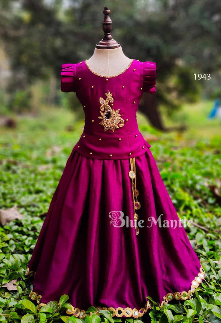 1943 Ready to Dispatch : Grape skirt & Top