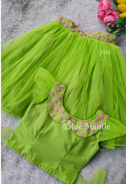 2152 Ready to Dispatch: Parrot Green and pink Crop Blouse and Middy