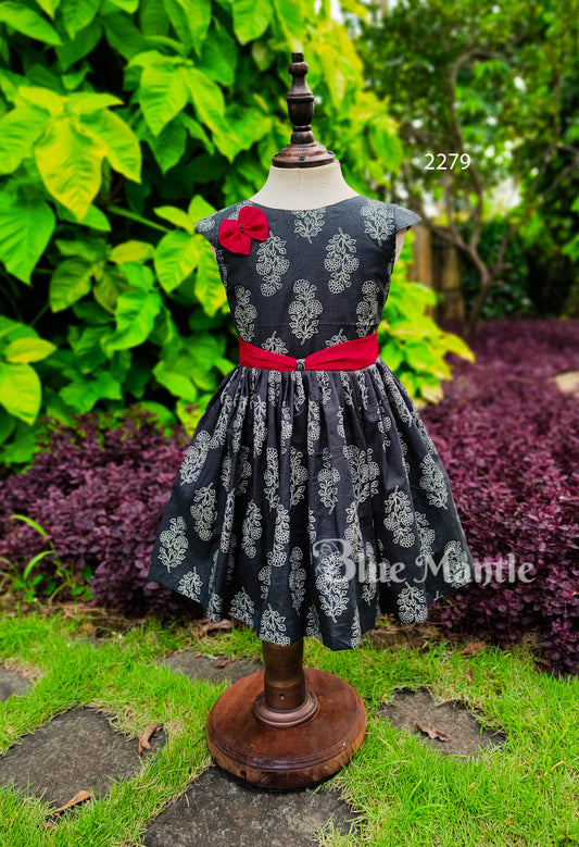 2279 Ready to dispatch: Black Baby Frock