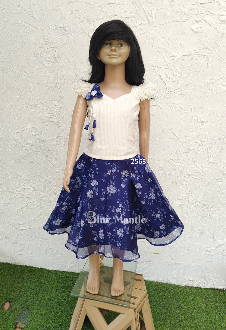 2563 Pre Order: Offwhite& Blue Middy Top ,& Ready to Dispatch