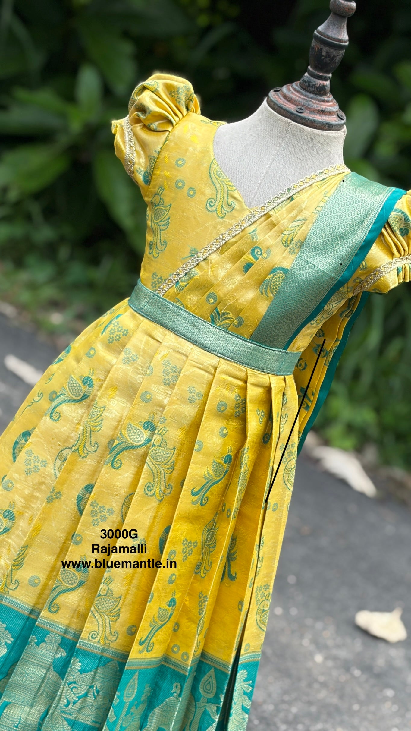 3000G: ''Rajamalli Gown" - Sending on August 14th