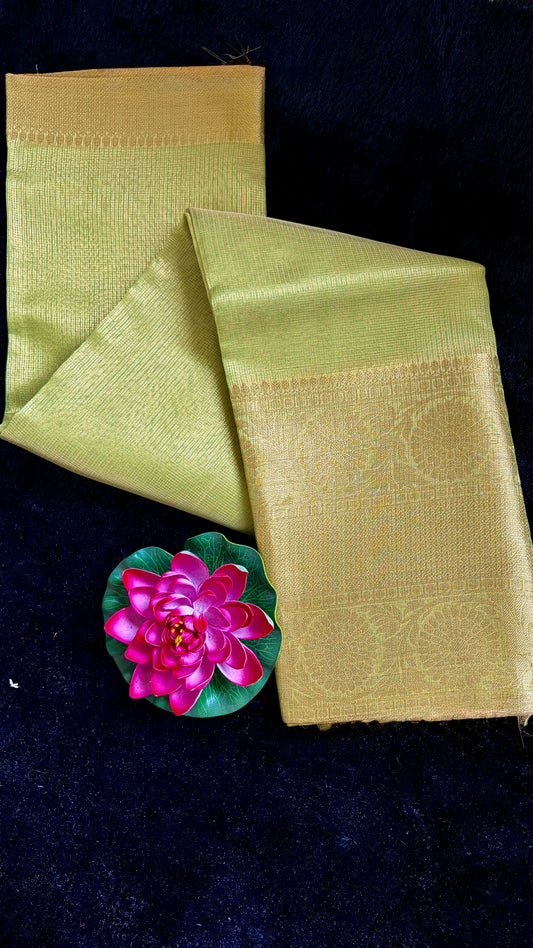 Hemasree-pista Golden saree