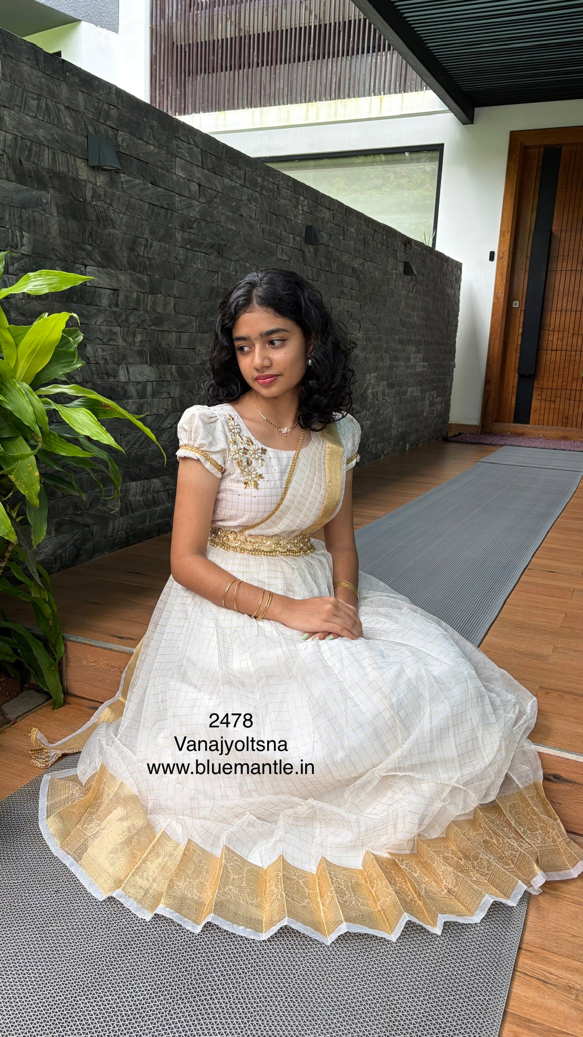 2478L ''VanaJyolstna'' Pre Order:-Dispatch on 10-15 days