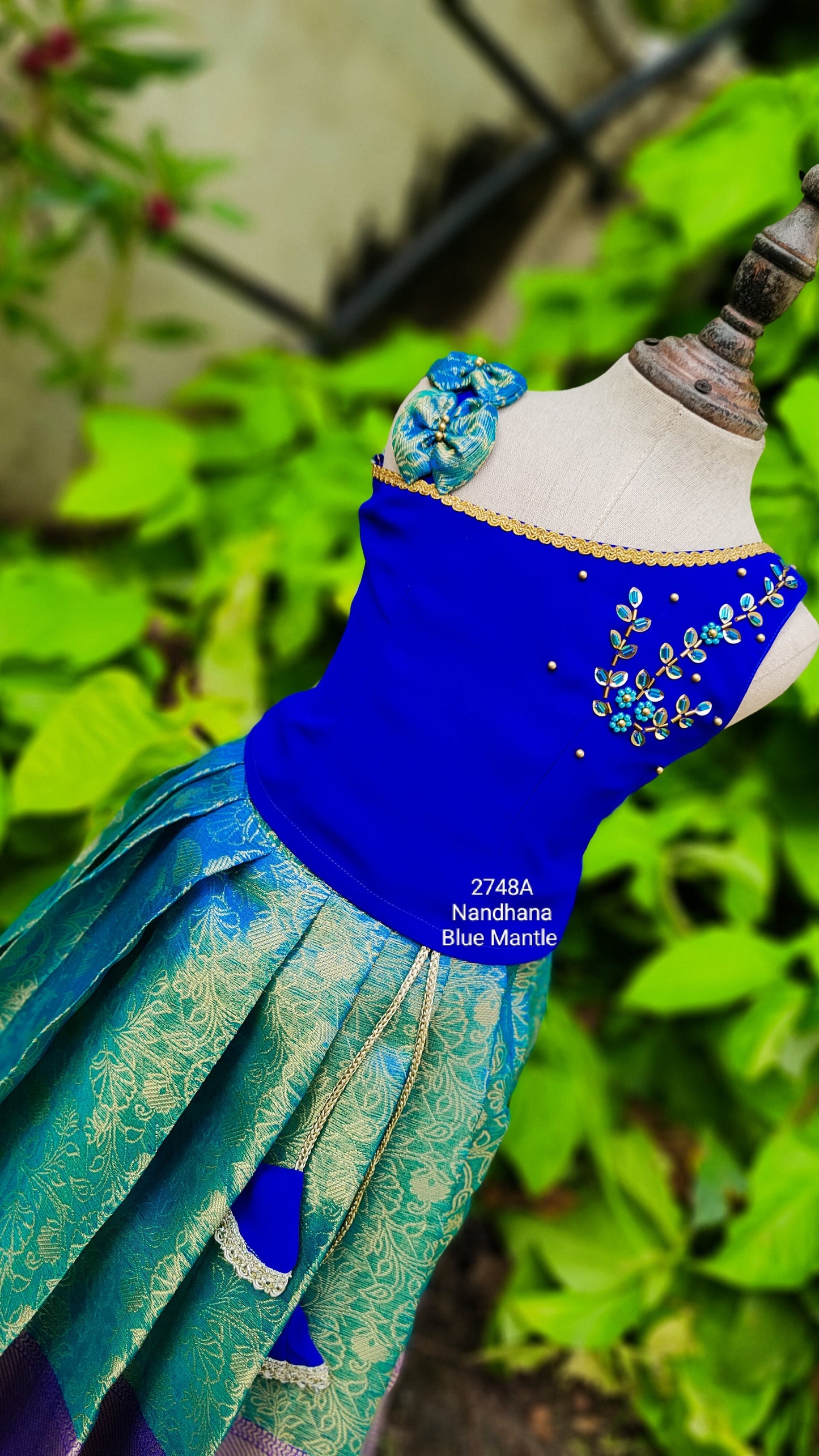 2748S - "Nandhana"- Ready to Dispatch