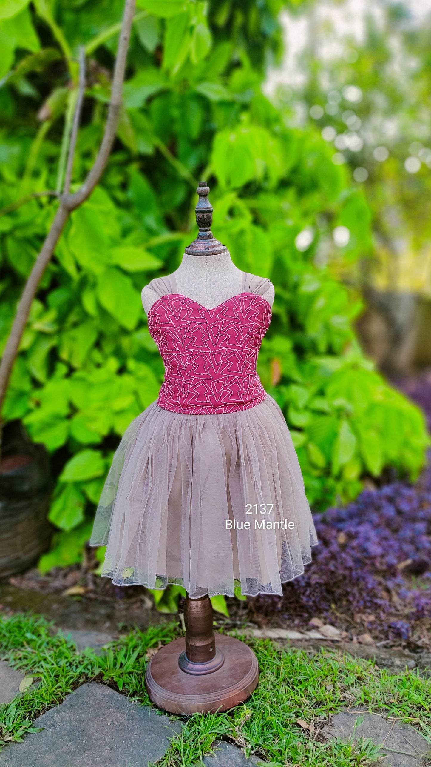 2137 Ready to Dispatch: pinkish peach and Pastel beige Blouse and Middy