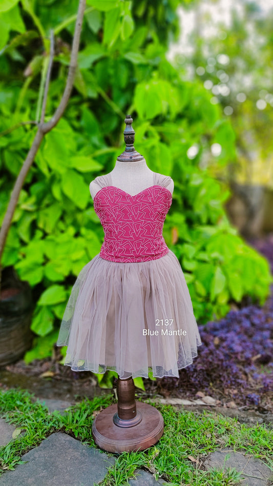 2137 Ready to Dispatch: pinkish peach and Pastel beige Blouse and Middy