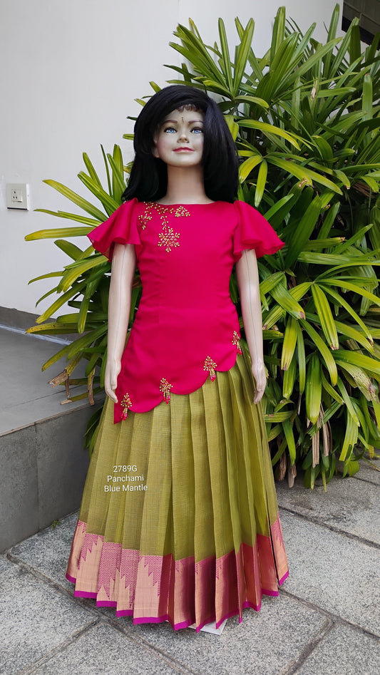 2789G: "Panchami Gown Green"- Dispatch on 4-6 days