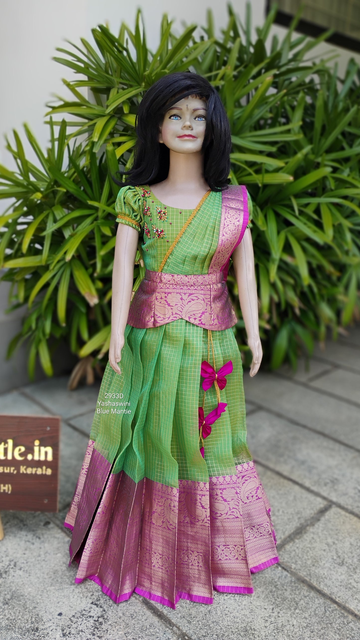 2933D: "Yashaswini"- Dispatch on 4-6 days