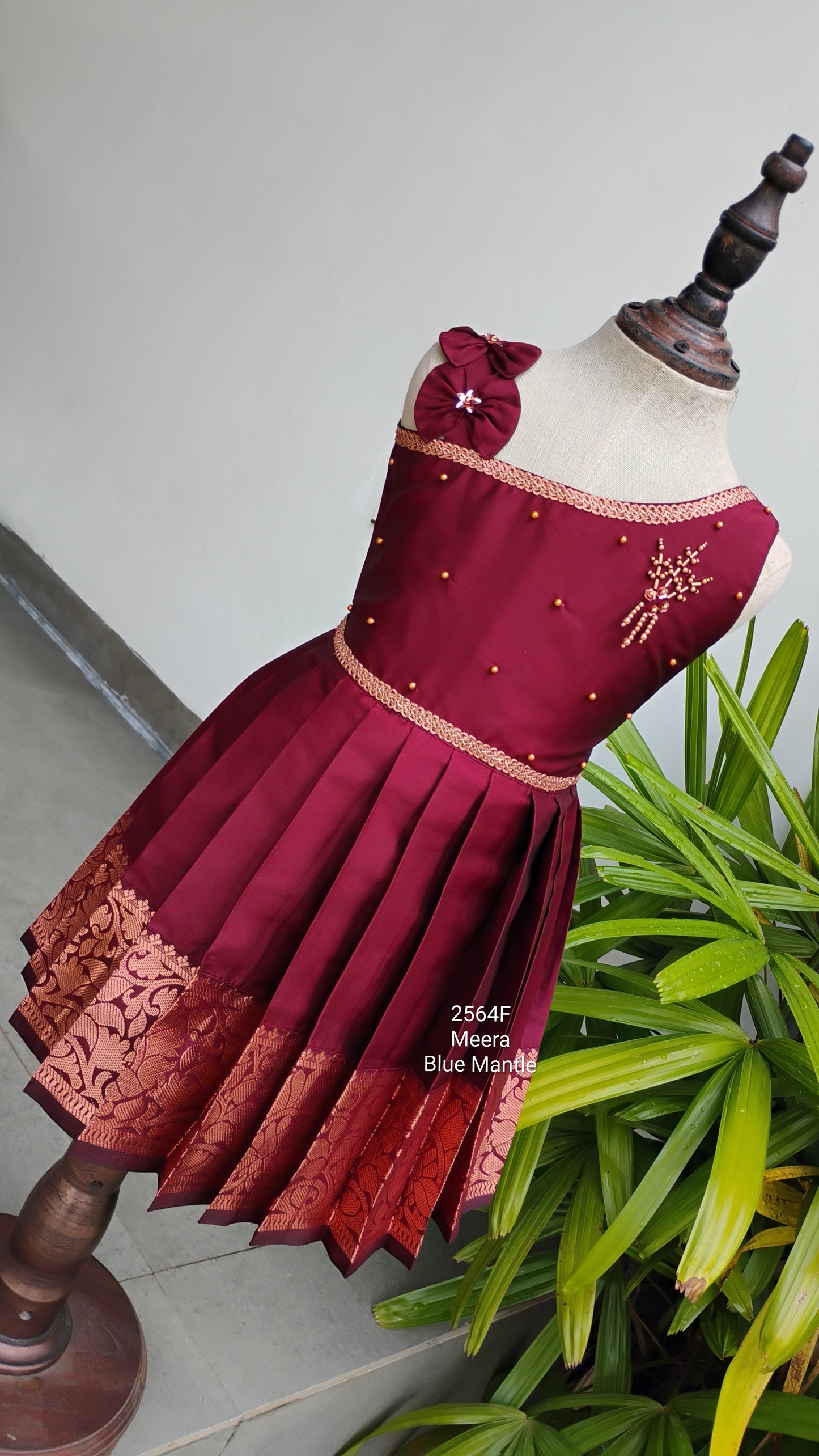 2564F: "Meera Frock"- Dispatch on 3-4 days