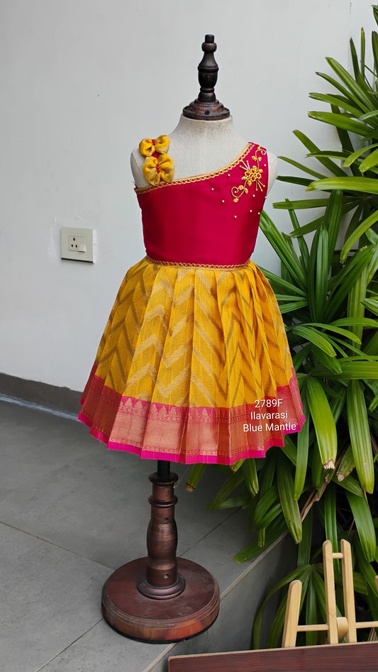 2789F: "Ilavarasi Frock"- Dispatch on 4-6 days