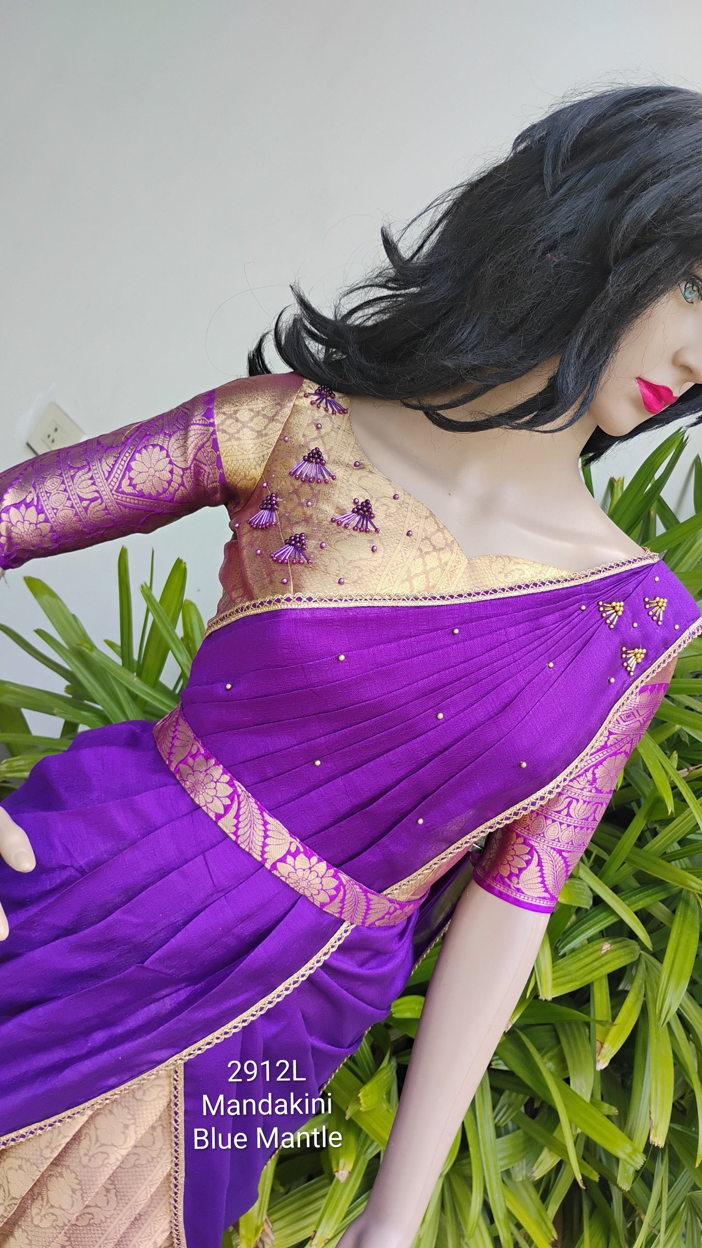 2912L: "Mandakini"- Dispatch on 10-15 days
