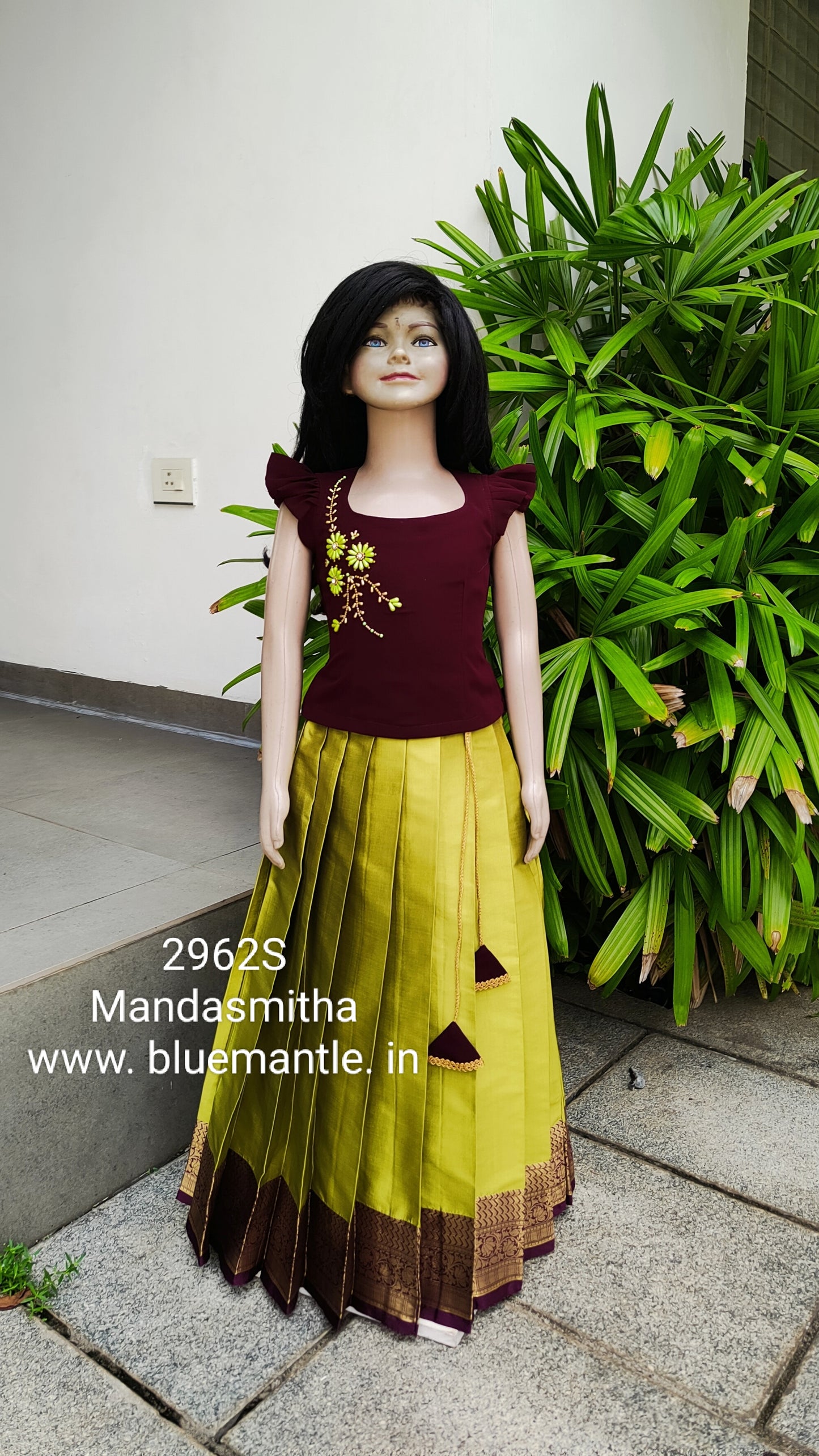 2962S: "Mandasmitha"- Dispatch on 4-6 days