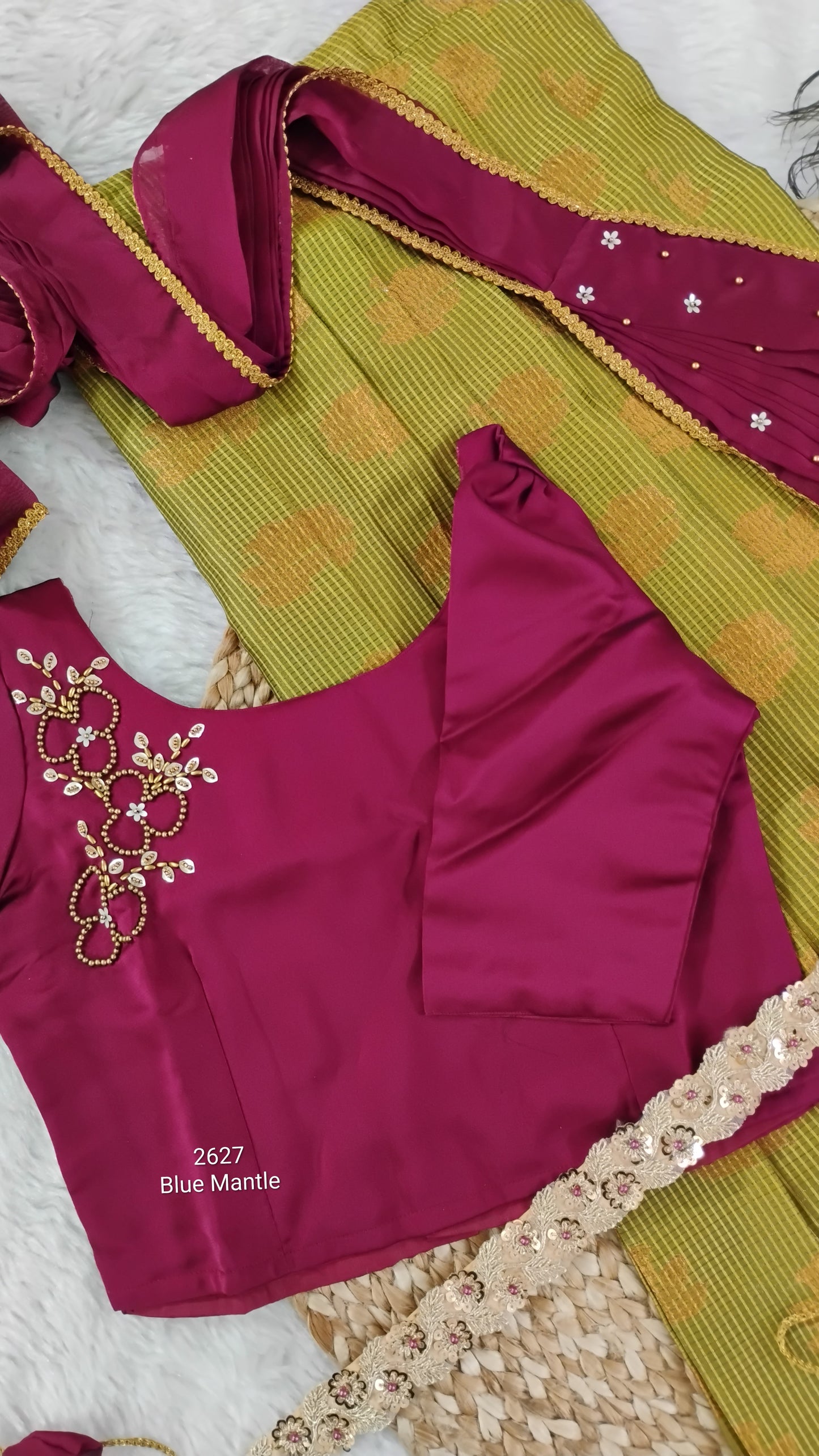 2627: Pinkish Grape & Olive Green Dhavani