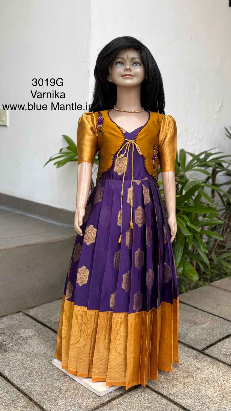 3019G:"Varnika" -Sending on October 31
