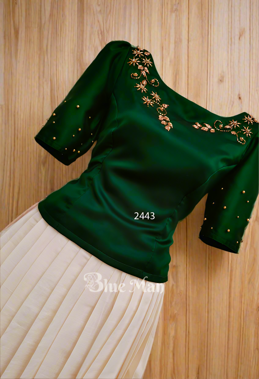 2443 Pre order: Green skirt& Blouse